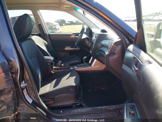 12589398 :رقم المزاد ، JF2SHCDCXBH772938 vin ، 2011 Subaru Forester 2.5x Premium مزاد بيع