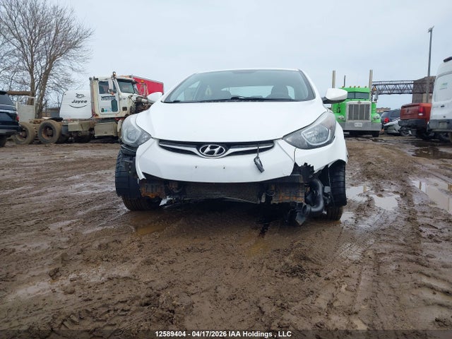 2014 Hyundai Elantra მანქანა იყიდება აუქციონზე, vin: 5NPDH4AE1EH506880, აუქციონის ნომერი: 12589404