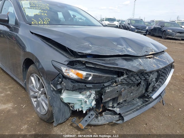 JM1BPBCL4M1343027 Mazda 3 Preferred