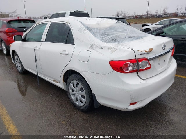 12589465 :رقم المزاد ، 2T1BU4EE2DC111203 vin ، 2013 Toyota Corolla مزاد بيع