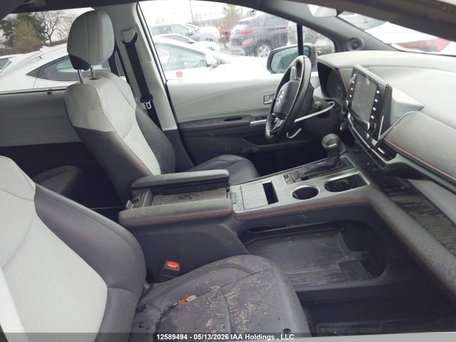 5TDGSKFC6MS037952 Toyota Sienna