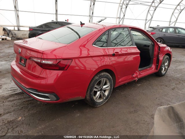 3VWGM7BU2NM002796 Volkswagen Jetta Highline