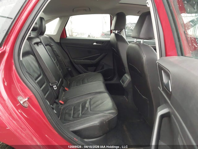 3VWGM7BU2NM002796 Volkswagen Jetta Highline