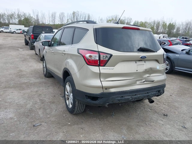 1FMCU0GD5HUE81471 Ford ESCAPE SE