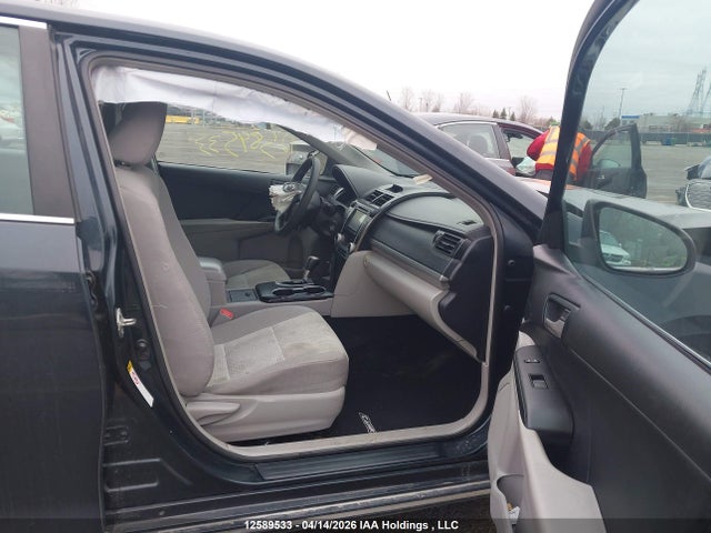 12589533 :رقم المزاد ، 4T1BF1FK1DU207562 vin ، 2013 Toyota Camry مزاد بيع