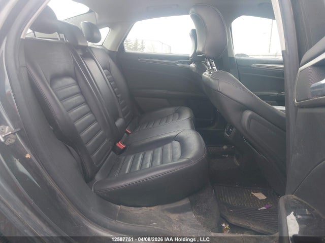 3FA6P0T92GR270668 Ford FUSION SE