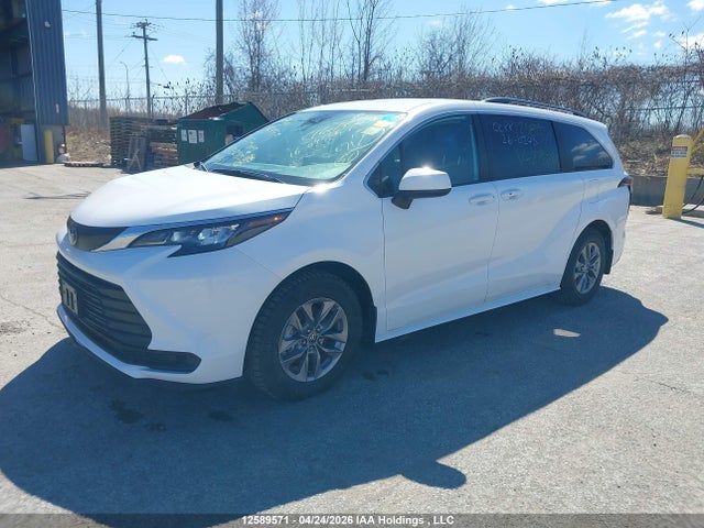 12589571 :رقم المزاد ، 5TDGRKECXSS275233 vin ، 2025 Toyota Sienna Le 8-passenger مزاد بيع