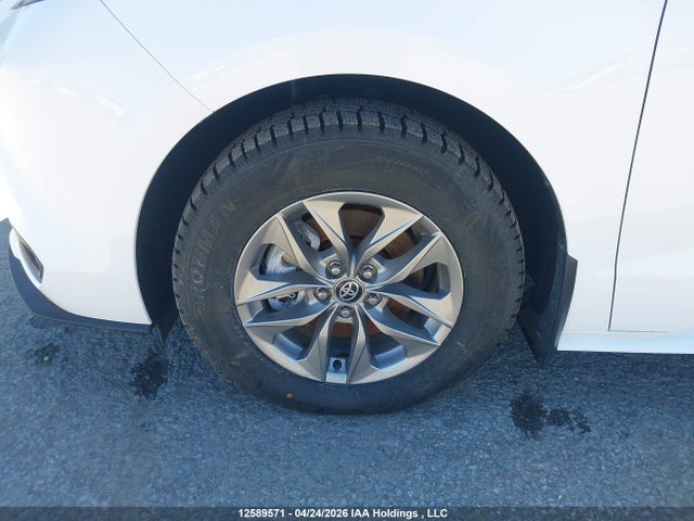 12589571 :رقم المزاد ، 5TDGRKECXSS275233 vin ، 2025 Toyota Sienna Le 8-passenger مزاد بيع