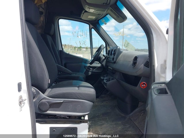 W1Y4ECHY6KP192920 Mercedes-Benz Sprinter 2500 High Roof V6