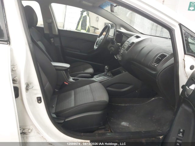 2014 Kia Forte მანქანა იყიდება აუქციონზე, vin: KNAFX4A6XE5090443, აუქციონის ნომერი: 12589574