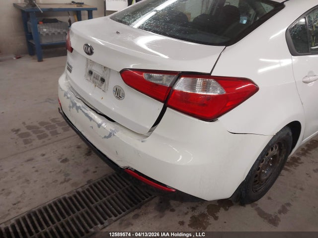 2014 Kia Forte მანქანა იყიდება აუქციონზე, vin: KNAFX4A6XE5090443, აუქციონის ნომერი: 12589574