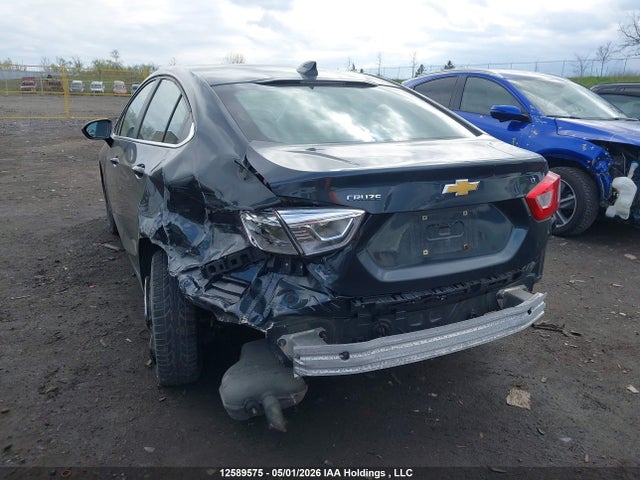 2018 Chevrolet Cruze Lt მანქანა იყიდება აუქციონზე, vin: 1G1BE5SMXJ7141120, აუქციონის ნომერი: 12589575
