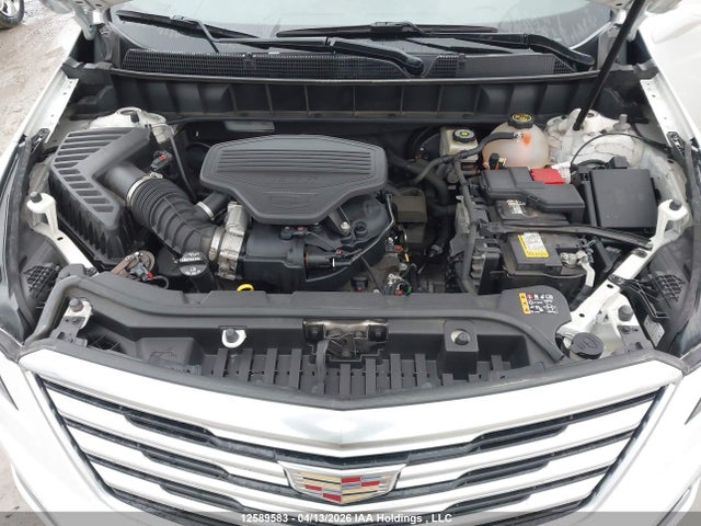 1GYKNFRS2JZ183197 Cadillac Xt5 Premium Luxury