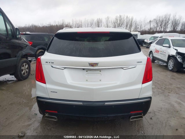 1GYKNFRS2JZ183197 Cadillac Xt5 Premium Luxury