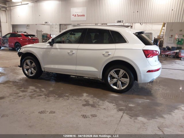 WA1CNAFY8J2031403 Audi Q5 Prestige