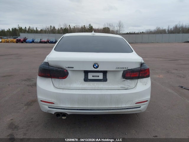 BMW 330 XI 2018 WBA8D9C5XJA614663 Image 15
