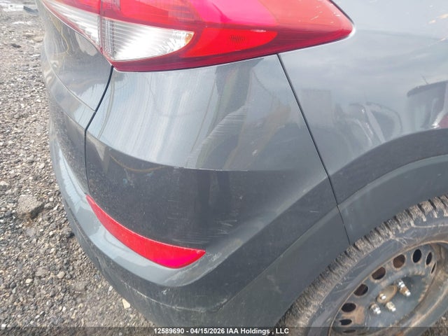 KM8J23A49JU835912 Hyundai Tucson