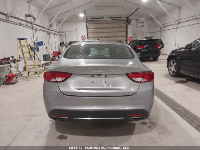 Chrysler 200 Limited 2015 1C3CCCAG6FN739701 Image 16