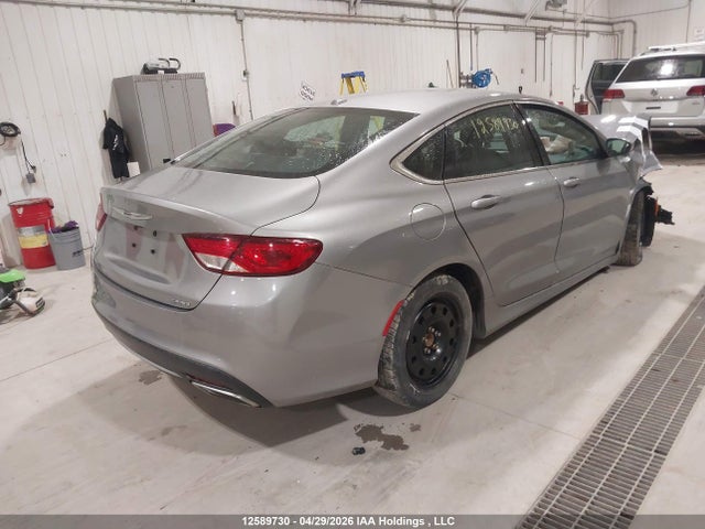 Chrysler 200 Limited 2015 1C3CCCAG6FN739701 Image 4