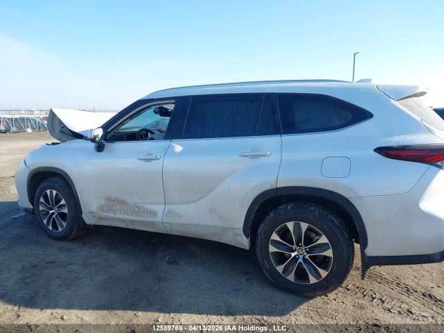 5TDKBRCH2TS704808 Toyota Highlander Hybrid Hybrid