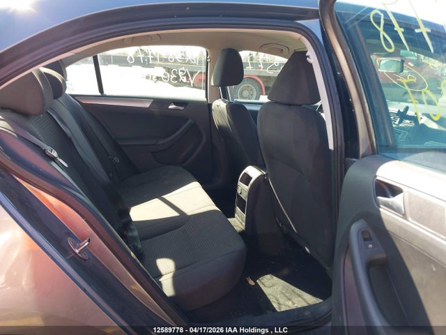 3VW267AJ7GM230307 Volkswagen JETTA S