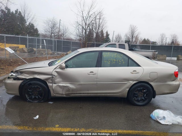 2005 Toyota Camry მანქანა იყიდება აუქციონზე, vin: 4T1BE32KX5U572957, აუქციონის ნომერი: 12589800