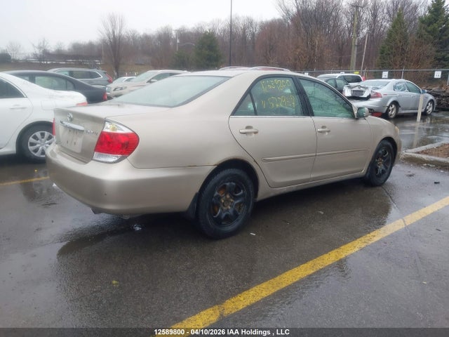 2005 Toyota Camry მანქანა იყიდება აუქციონზე, vin: 4T1BE32KX5U572957, აუქციონის ნომერი: 12589800