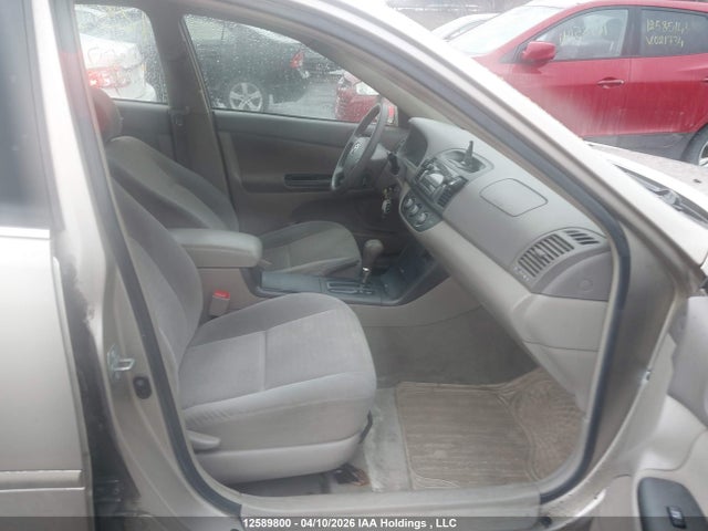 2005 Toyota Camry მანქანა იყიდება აუქციონზე, vin: 4T1BE32KX5U572957, აუქციონის ნომერი: 12589800