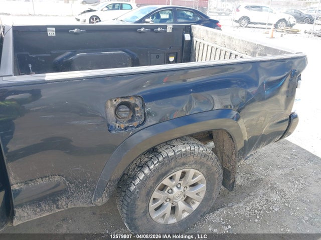 5TFDZ5BN1HX015302 Toyota Tacoma Sr5/trd Off Road/trd Sport