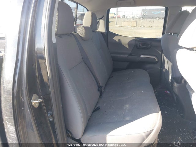 5TFDZ5BN1HX015302 Toyota Tacoma Sr5/trd Off Road/trd Sport