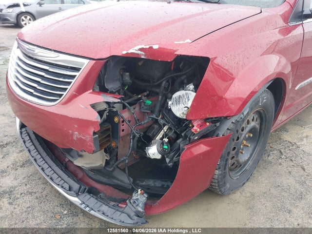 12581560 :رقم المزاد ، 2C4RC1CG4GR215118 vin ، 2016 Chrysler Town & Country Touring مزاد بيع
