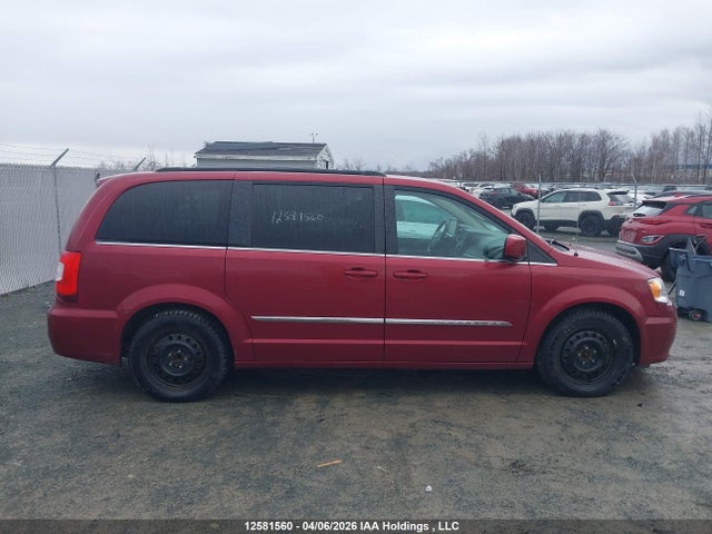 12581560 :رقم المزاد ، 2C4RC1CG4GR215118 vin ، 2016 Chrysler Town & Country Touring مزاد بيع