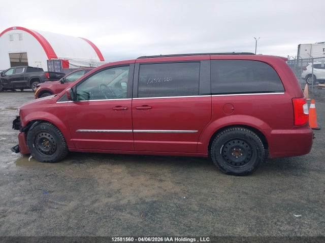 12581560 :رقم المزاد ، 2C4RC1CG4GR215118 vin ، 2016 Chrysler Town & Country Touring مزاد بيع