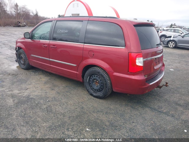 12581560 :رقم المزاد ، 2C4RC1CG4GR215118 vin ، 2016 Chrysler Town & Country Touring مزاد بيع