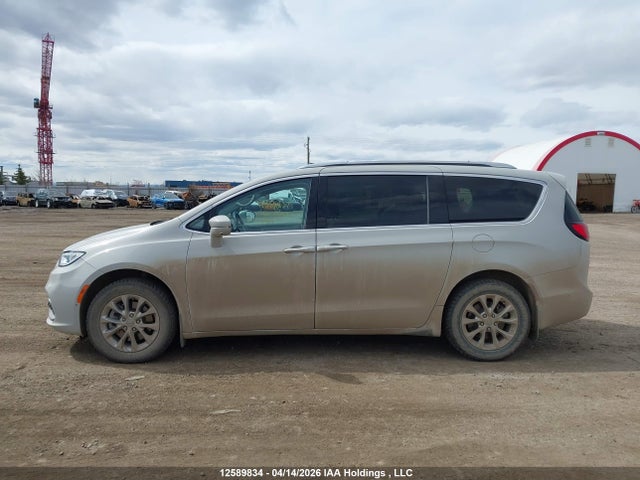 2C4RC3BG8MR526978 Chrysler Pacifica Touring-l Awd