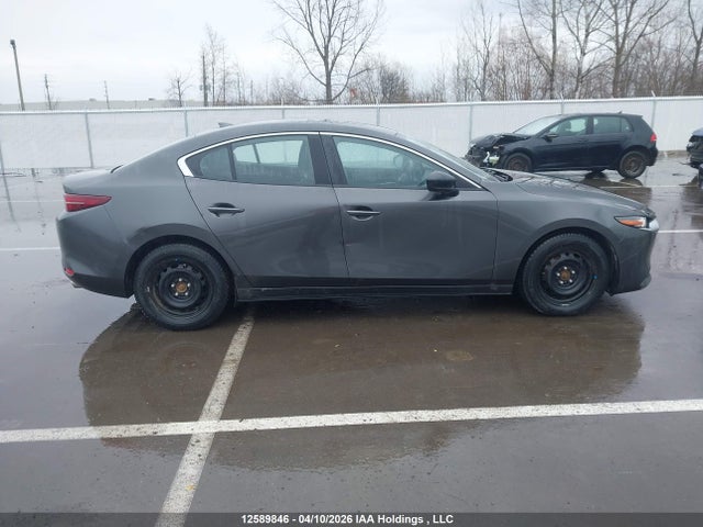 JM1BPBDY8M1349407 Mazda 3 Premium