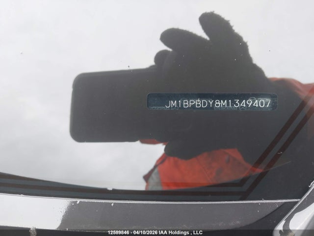 JM1BPBDY8M1349407 Mazda 3 Premium