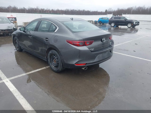JM1BPBDY8M1349407 Mazda 3 Premium