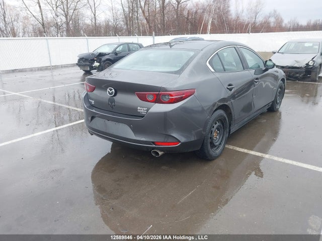 JM1BPBDY8M1349407 Mazda 3 Premium