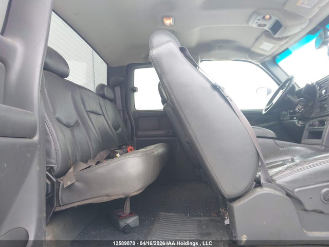Продажа на аукционе авто 2003 Chevrolet Silverado 2500hd Ls/lt, vin: 1GCHK29143E180790, номер лота: 12589870