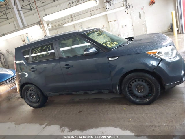 2015 Kia Soul + მანქანა იყიდება აუქციონზე, vin: KNDJP3A54F7218440, აუქციონის ნომერი: 12589877