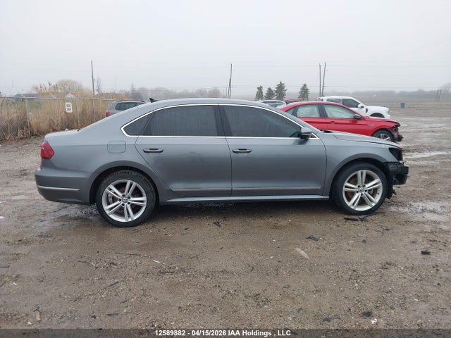 Продажа на аукционе авто 2018 Volkswagen Passat, vin: 1VWBA7A37JC048986, номер лота: 12589882