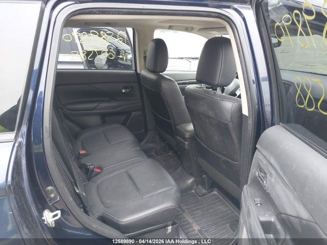 JA4AZ2A35GZ607588 Mitsubishi Outlander