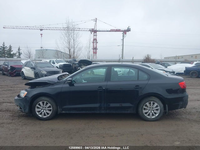 2012 Volkswagen Jetta 2.0l Comfortline მანქანა იყიდება აუქციონზე, vin: 3VWBK7AJ5CM347499, აუქციონის ნომერი: 12589903