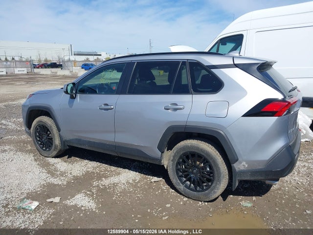 Продаж на аукціоні авто 2022 Toyota Rav4 Xle, vin: 2T3R1RFV4NC304612, номер лоту: 12589904