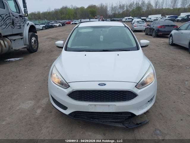 1FADP3K22HL310860 Ford FOCUS SE