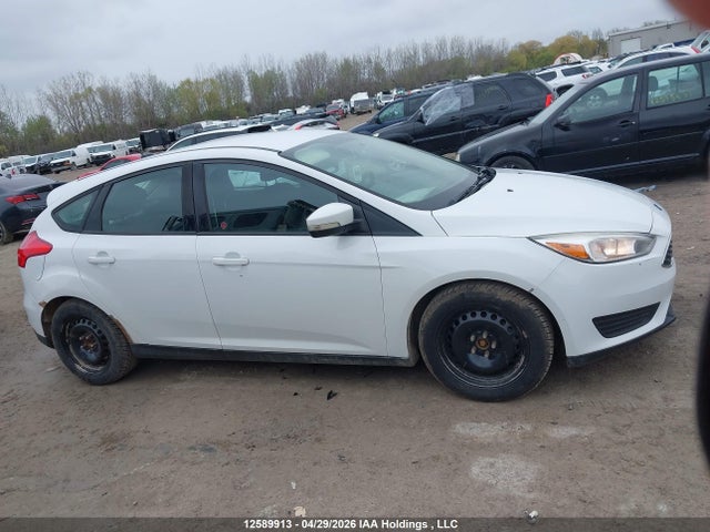 1FADP3K22HL310860 Ford FOCUS SE