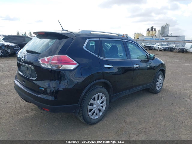 Продажа на аукционе авто 2015 Nissan Rogue S/sv, vin: 5N1AT2MTXFC917820, номер лота: 12589921