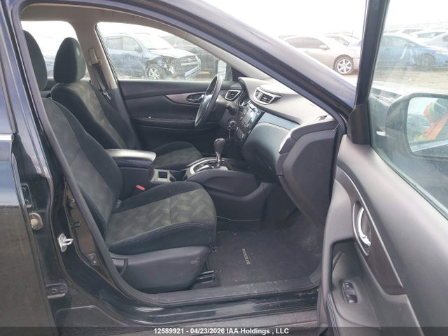 Продажа на аукционе авто 2015 Nissan Rogue S/sv, vin: 5N1AT2MTXFC917820, номер лота: 12589921