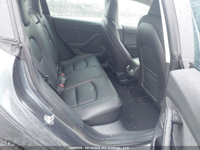 5YJ3E1EB6NF166790 Tesla MODEL 3